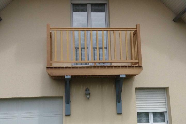 Fabrication de balcon en bois Yerville
